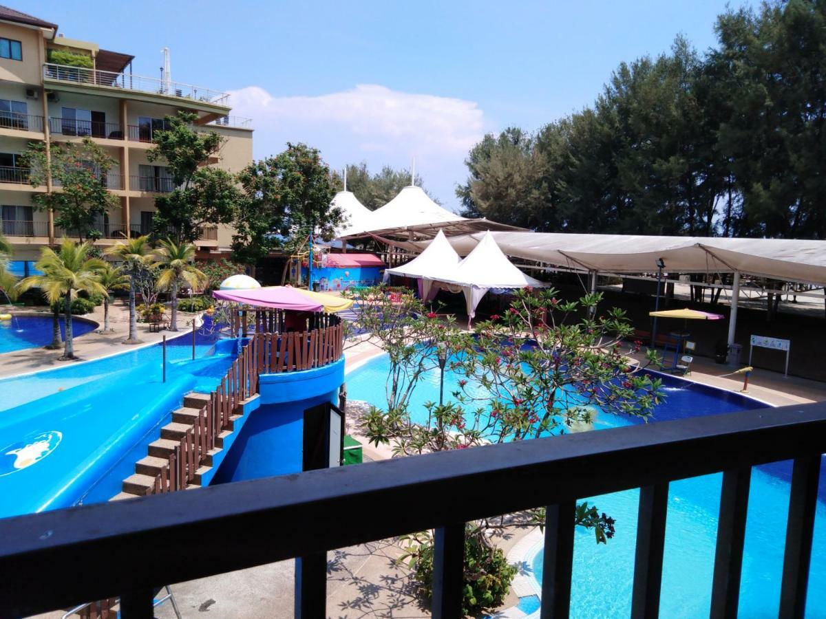 Gold Coast Morib International Resort Экстерьер фото